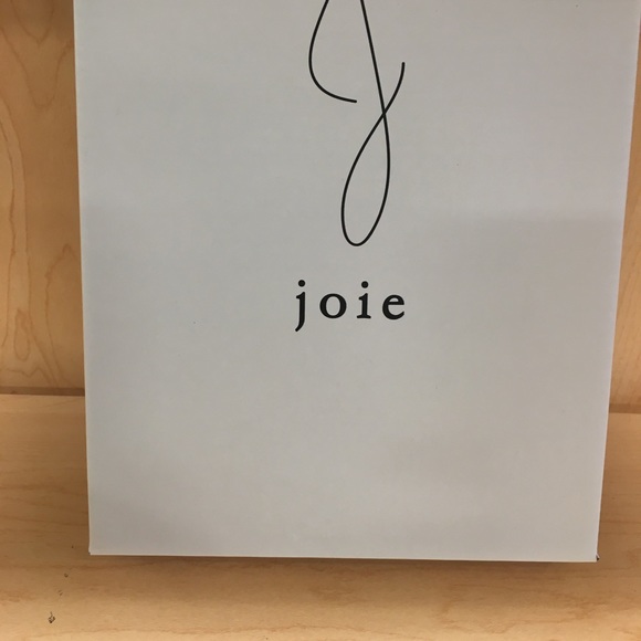 - Joie White Low top Womens Sneaker 👟 - Picture 6 of 8